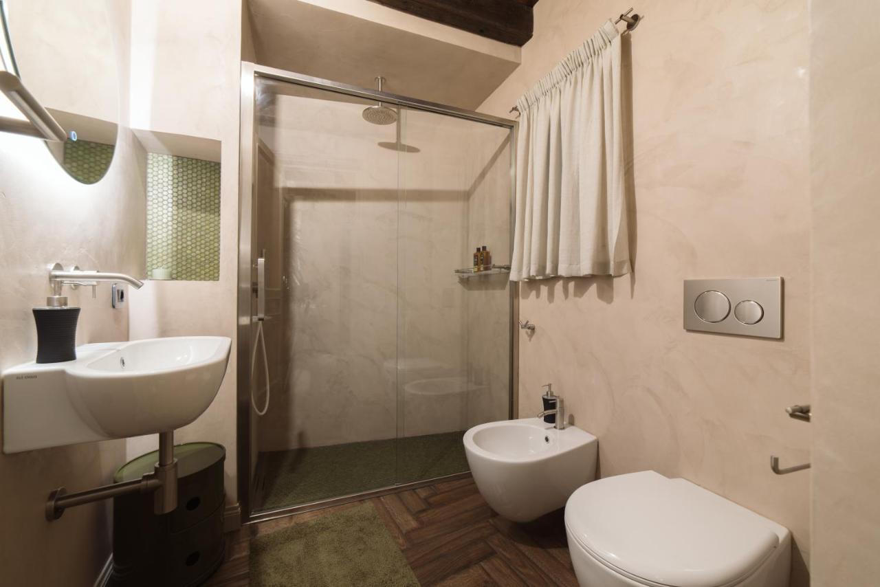 Nil Sine Deo Apartment Genoa Bagian luar foto