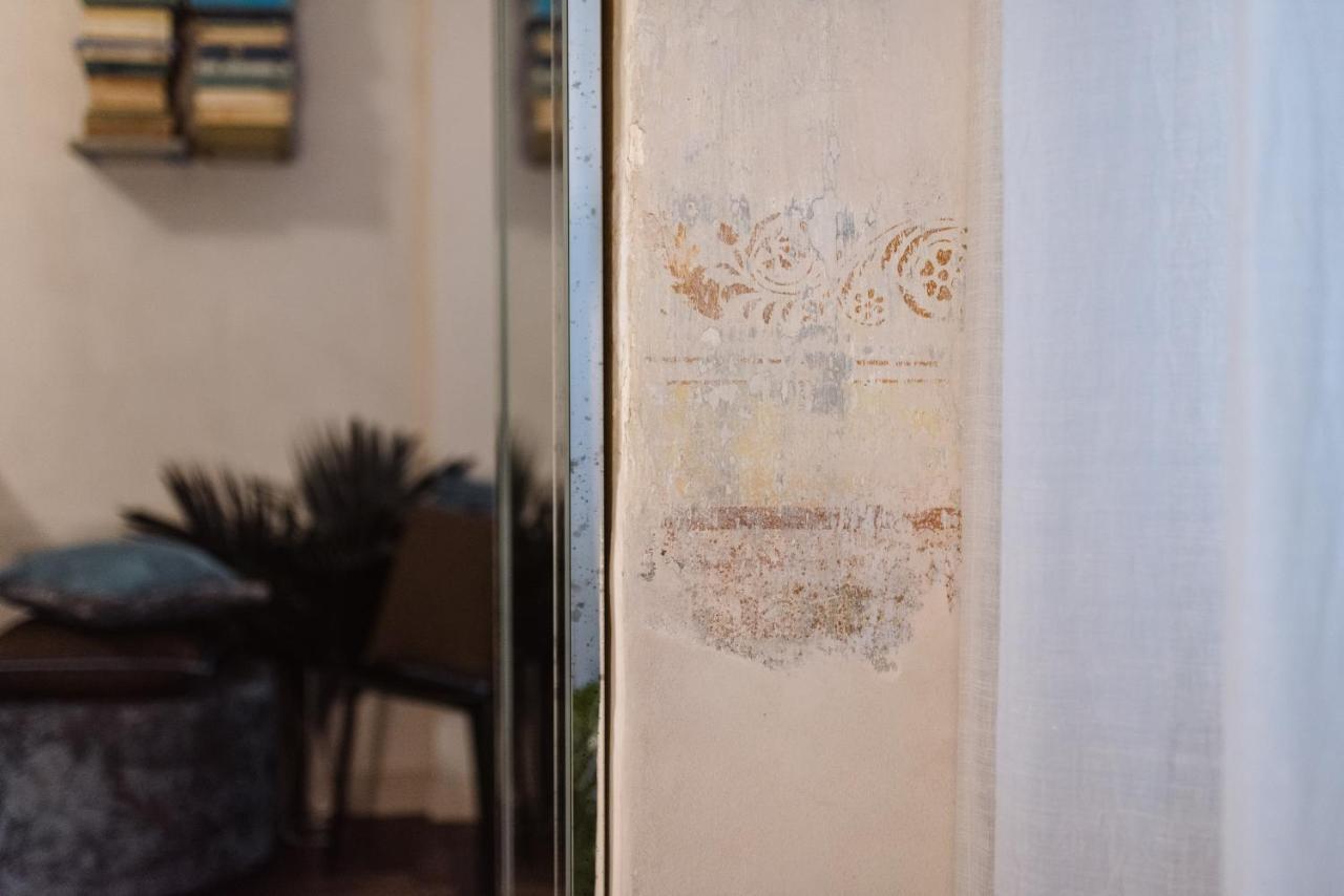 Nil Sine Deo Apartment Genoa Bagian luar foto