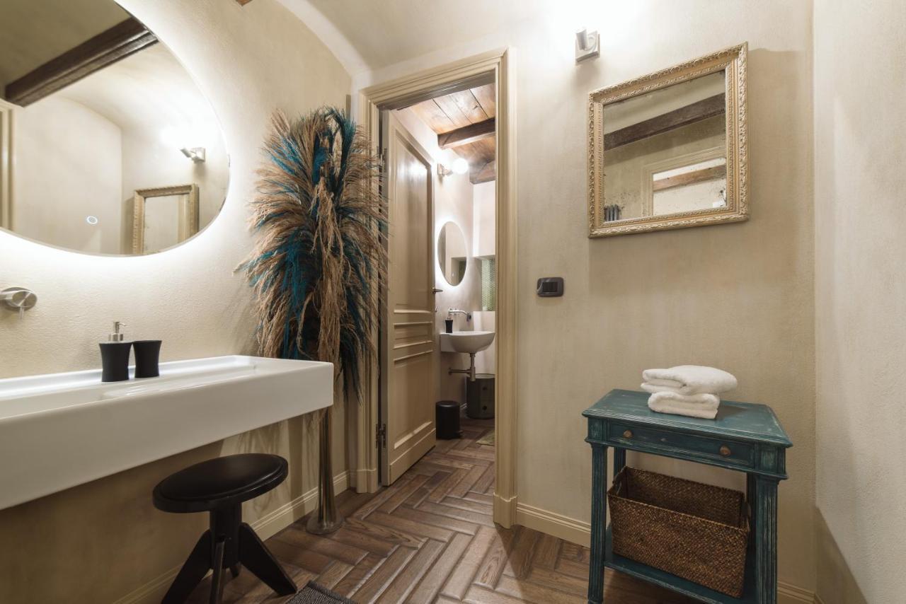 Nil Sine Deo Apartment Genoa Bagian luar foto